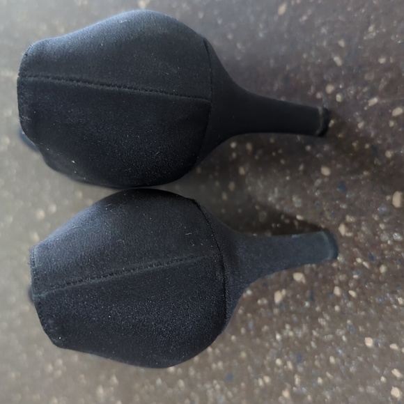 Satin crepe dress pump embellished - Picture 4 of 6